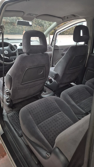 Vand VW Sharan 1.9 TDI, 131 CP, 440000 km, an fabricatie 2003  - imagine 8