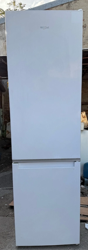 WHIRLPOOL W5 911E W, Less Frost, 372 l, H 201.1 cm, Clasa F, 6th Sense, alb