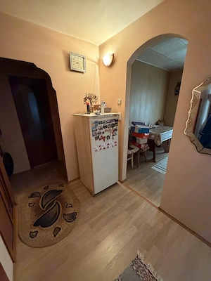 Apartament 2 camere, decomandat, zona excelenta, langa liceu si transport comum
