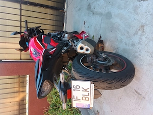 Honda cbr 500r accidentat - imagine 3