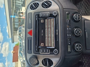 Vând VW Tiguan 2.0 TDI 4X4 373000 km 140 CP - imagine 10