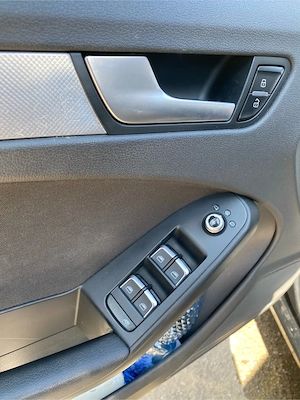 Audi A4 2013 automat 2.0tdi 143cp - imagine 8