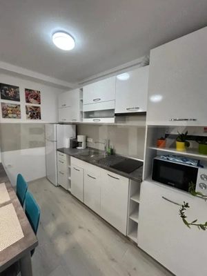 Apartament 2 camere, 58 mp, zona Lipovei - imagine 2