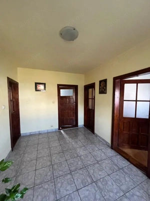 Casă spațioasă P+1+M  zonă semicentrală liniștită - imagine 9