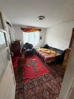 Casa de vanzare ,90 mp constructie ,teren 1400mp ,parcelabil,str Rozelor,Filiasi - imagine 3