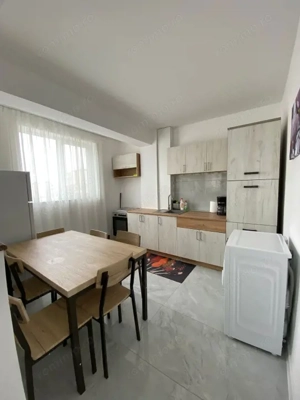 Apartament 4 camere decomandat, 110 mp, zona Consul, Utilitati incluse - imagine 7