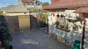 INEL 1-Casa 4 camere centrala pe gaz,4 camere baie bucatarie curte-169.000EUR!