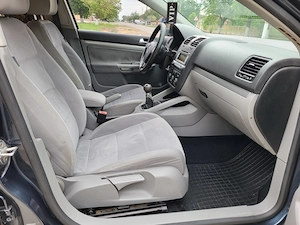 Vw jetta 1.6 MPI - imagine 6