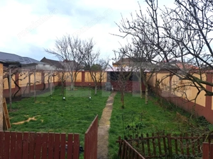 Casă spațioasă P+E+M de vânzare – Hărman | 5 camere | Curte 500 mp - imagine 2