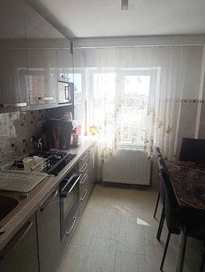 Apartament cu scara interioara  - imagine 3