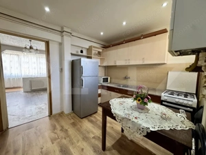 Garsoniera, 32 mp, 7 mp balcon, zona Dambu  - imagine 4