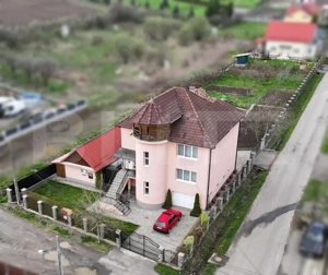 Casă de poveste între natură și confort – Reghin, zona Pometului