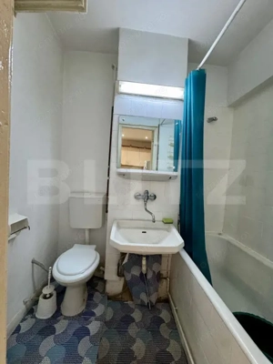 Garsoniera, 32 mp, 7 mp balcon, zona Dambu  - imagine 6
