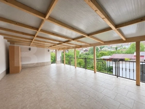 Casă complet renovată, terasă spectaculoasă, zonă liniștită Deva, str Crișan - imagine 2