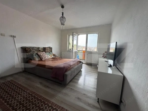 Apartament 2 camere Micro 5, locatie buna, acces facil, pret bomba  - imagine 2