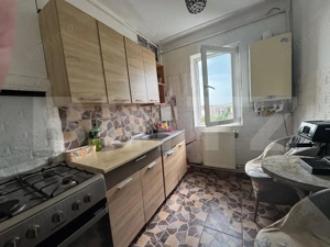 Apartament 2 camere Micro 5, locatie buna, acces facil, pret bomba  - imagine 4