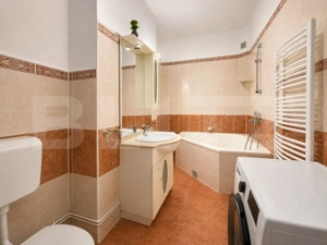 Casă complet renovată, terasă spectaculoasă, zonă liniștită Deva, str Crișan - imagine 5