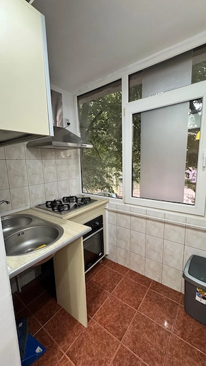 Vand apartament, zona Buzaului, et. 1, suprafață 51 mp, doua camere, decomandat,  - imagine 5
