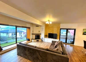 Casa individuala, 250mp, cu teren 640 mp, garaj, zona Planoarelor, Dezmir - imagine 2