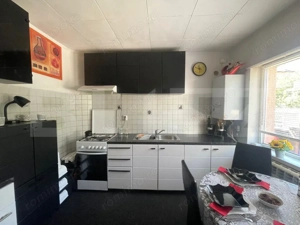 Se vinde Apartament cu doua garaje la casa - in EXCLUSIVITATE - imagine 14