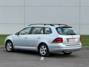Volkswagen Golf 6 1.6 TDI 2012 - imagine 4