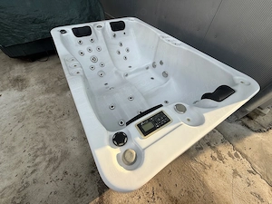 jacuzzi whirlpool - imagine 4