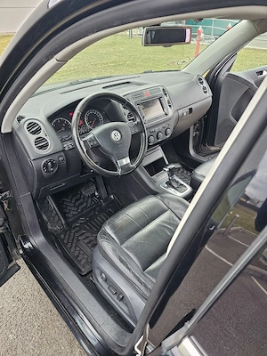 Volkswagen Tiguan 2009 2.0 TDI Automata 4x4 - imagine 9