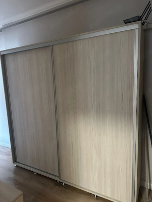 Inchiriez ap  2 camere 