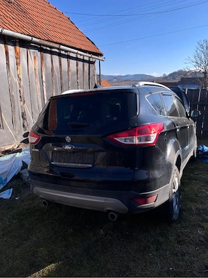 Vand Ford Kuga lovit - imagine 3