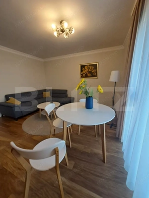 Apartament 2 camere Tractoru, in vila, aproape de Coresi. - imagine 15