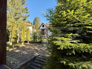 Casă P+2 în Predeal, Cioplea – vedere spre pârtia Clăbucet și Crucea Caraiman