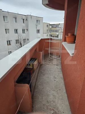 Apartament 3 camere, 70 mp, 2 bai, etaj 3 - Zona excelenta, disponibil imediat - imagine 10