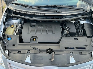 Toyota Auris 1,6 Benzina - imagine 2