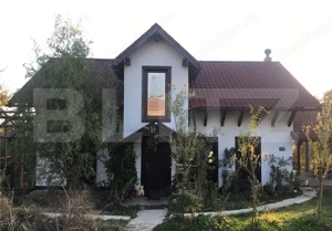 Casa individuala de vanzare, 125 mp, 2112 mp teren, în Deușu