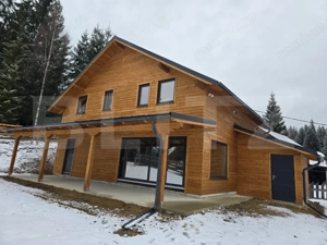 Cabană cu 5 Camere de Vânzare în Mărișel – 150mp Utili
