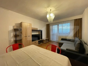 Apartament de 3 camere, decomandat, 74 mp, zona strazii Parang - imagine 5