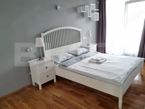 2 camere, decomandat, 55 mp, A.C., zona strazii Traian