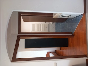 Vand apartament 2 camere  - imagine 2