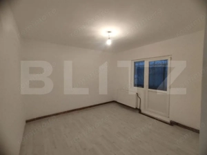Apartament 3 camere decomandat Tomesti - imagine 4