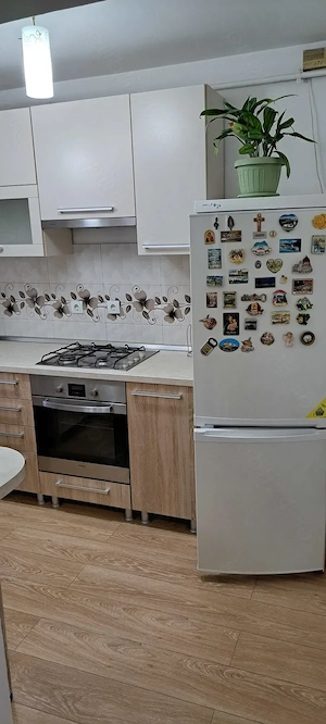Vand apartament 2 camere cetate bulevard - imagine 3