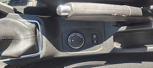 Vand Dacia Duster 4x4  - imagine 4