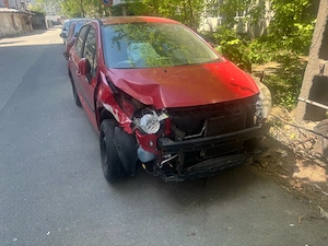 peugeot 207 an de fabricatie 2012 130 000km lovit  - imagine 3