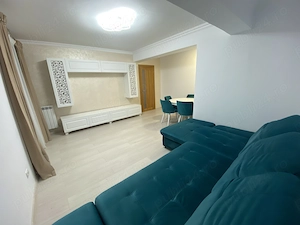 Inchiriez apartament 3 camere 95 mp de lux cu loc de parcare subteran bloc nou
