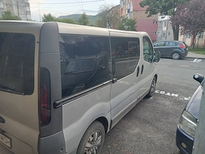 Vând autoturism Nissan Primastar identic vivaro sau trafic 