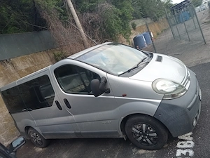Vând autoturism Nissan Primastar identic vivaro sau trafic  - imagine 3