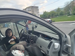 Vând autoturism Nissan Primastar identic vivaro sau trafic  - imagine 5