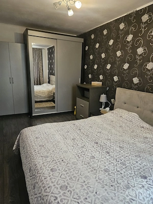 Apartament zona centrala, decomandat - imagine 4