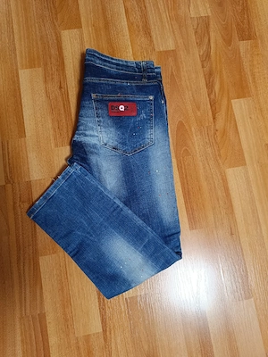 Vamd blugi noi de la dsquared2 marimea 50