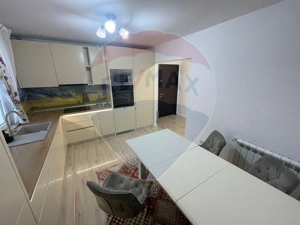 Apartament cu 3 camere de închiriat în zona Precista - imagine 3