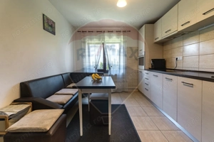 Casa de Poveste - Feldioara, str. Barsei/ 4 camere/ curte! - imagine 17